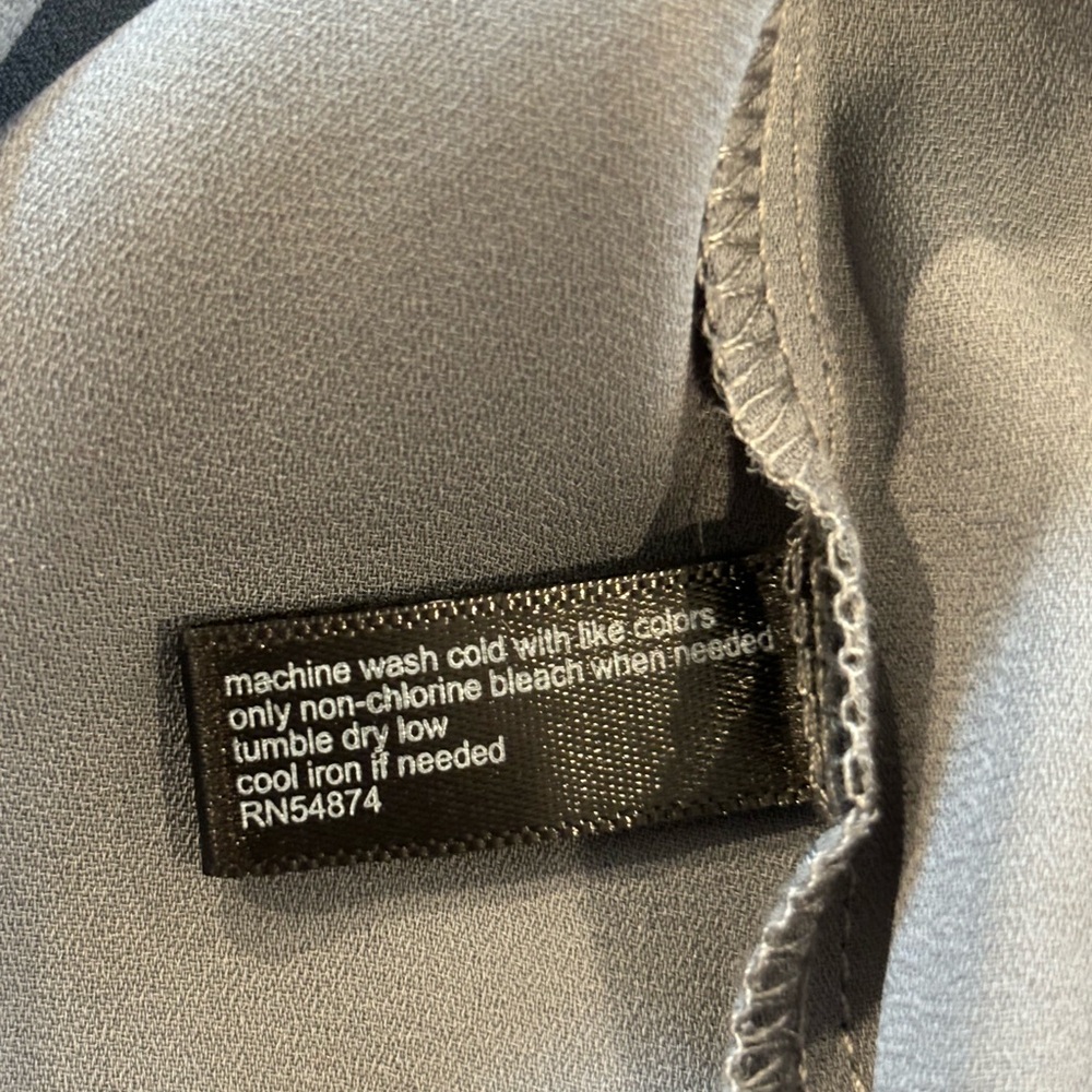 Grey button down blouse - Picture 2 of 5